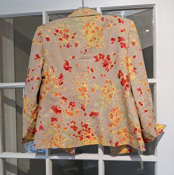 Floral jacket - Picture 2 of 3